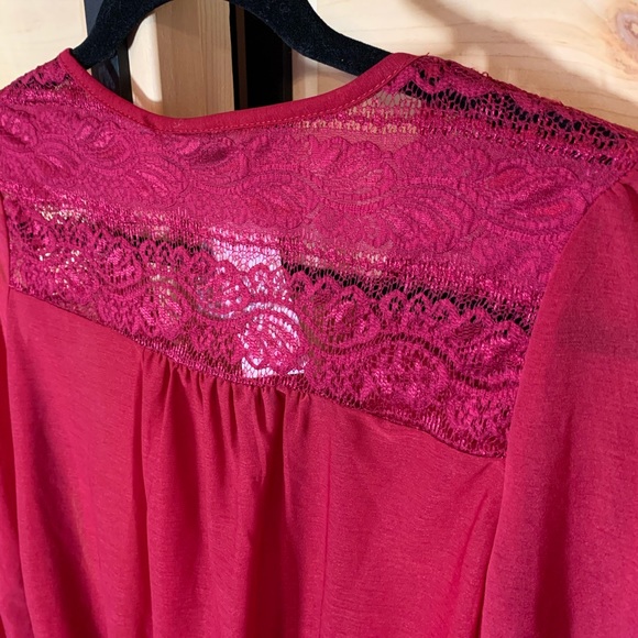 ⭐️BOGO FREE! Sheer Blouse with Lace Top - Picture 5 of 7